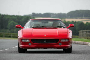 Immagine 6/29 di Ferrari F 355 Berlinetta (1998)