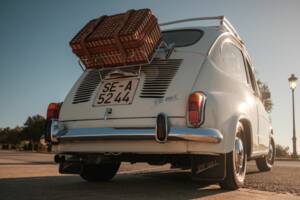 Image 5/8 of SEAT 600 E (1972)