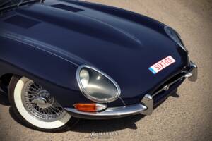Image 16/80 de Jaguar Type E 4.2 (1966)