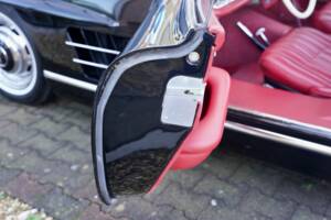 Obraz 43/50 pojazdu Mercedes-Benz 300 SL Roadster (1959)