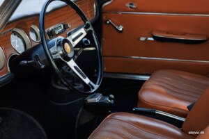 Immagine 35/42 di Alfa Romeo Giulia 1600 Sprint GT Veloce (1967)