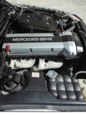Image 27/50 of Mercedes-Benz 300 SL-24 (1989)