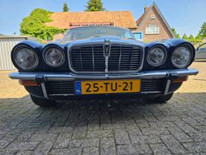 Bild 18/18 von Jaguar XJ 12 L (1978)