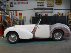 Image 10/24 de Triumph 2000 Roadster (1948)