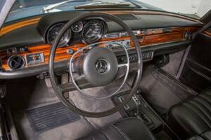Afbeelding 25/36 van Mercedes-Benz 300 SEL 6.3 (1970)