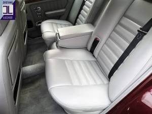 Image 36/50 of Bentley Brooklands (1992)