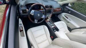 Image 8/14 of Jaguar XKR (2008)