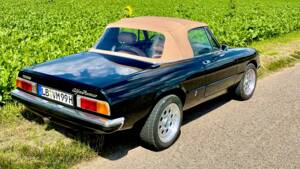 Bild 6/16 von Alfa Romeo 2000 Spider Veloce (1981)