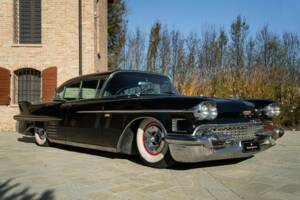 Bild 2/50 von Cadillac 62 Sedan DeVille (1958)