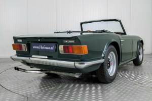 Immagine 32/50 di Triumph TR 6 PI (1972)
