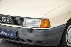 Immagine 22/50 di Audi 80 quattro  -  1.8S (1987)