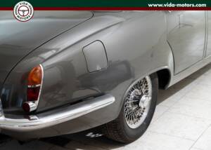 Image 3/15 de Jaguar Mk II 3.4 (1967)