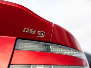 Afbeelding 38/81 van Aston Martin DB 9 Volante (2015)