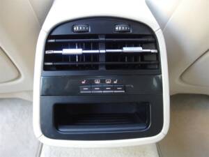 Image 61/99 of Maserati Quattroporte GTS (2014)