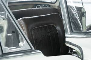 Bild 35/50 von BMW 503 (1959)