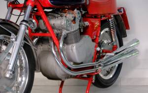 Image 39/99 of MV Agusta 750 Sport (1971)