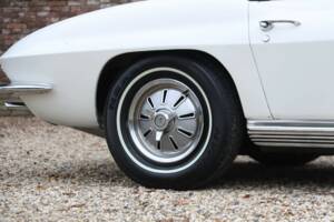 Imagen 46/50 de Chevrolet Corvette Sting Ray Convertible (1964)