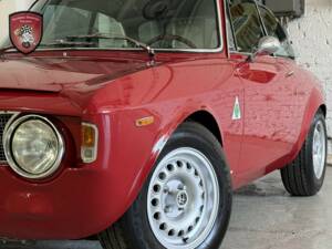 Imagen 57/68 de Alfa Romeo Giulia 1600 Sprint GT Veloce (1966)