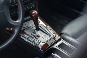 Immagine 31/44 di BMW 328i Touring (1997)