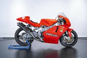 Immagine 3/50 di Ducati DUMMY (1999)