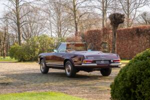 Image 2/35 de Mercedes-Benz 230 SL (1963)