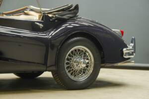 Image 17/50 of Jaguar XK 140 DHC (1955)
