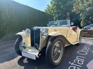 Image 1/31 of MG TC (1947)