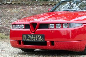 Image 28/50 de Alfa Romeo SZ (1991)