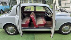 Image 17/53 of Lancia Appia C10 (1957)