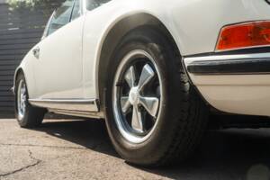 Afbeelding 59/60 van Porsche 911 2.2 T (1971)