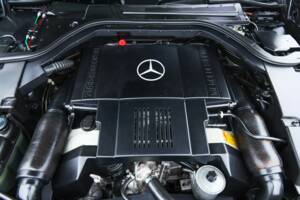 Bild 31/50 von Mercedes-Benz 400 SE (1991)