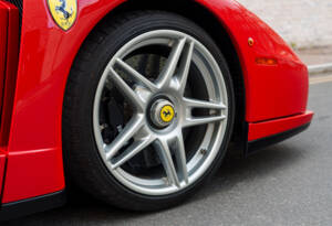 Image 11/29 of Ferrari Enzo Ferrari (2002)