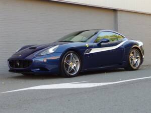Bild 41/99 von Ferrari California (2009)