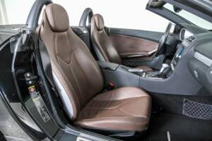 Immagine 21/50 di Mercedes-Benz SLK 200 Kompressor (2004)