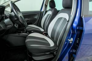 Bild 30/50 von FIAT Grande Punto 1.4 (2009)