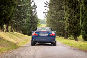 Image 15/56 of BMW 323Ci (2000)
