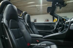 Image 19/25 of Porsche 718 Boxster S (2016)