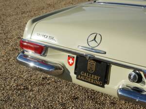 Bild 32/50 von Mercedes-Benz 230 SL (1967)