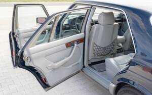 Image 30/72 de Mercedes-Benz 500 SEL (1984)