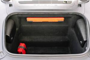 Image 69/70 of Porsche Boxster Spyder (2015)