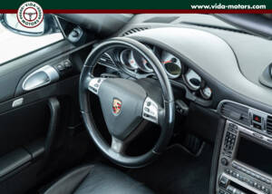 Image 26/54 of Porsche 911 Carrera 4S (2006)