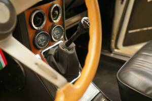 Image 89/100 of Alfa Romeo Giulia Nuova Super 1300 (1977)