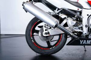 Bild 29/48 von Yamaha DUMMY (1999)