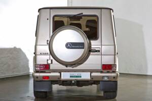 Image 9/20 of Mercedes-Benz G 500 (LWB) (2004)