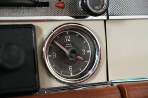 Imagen 5/39 de Mercedes-Benz 280 SL (1970)