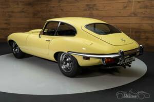 Image 8/8 of Jaguar E-Type (2+2) (1970)