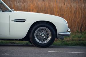 Bild 14/20 von Aston Martin DB 4 Vantage (1963)