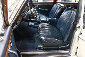 Imagen 25/38 de Mercedes-Benz 300 SEL 3.5 (1970)