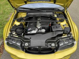 Image 11/30 of BMW M3 (2004)