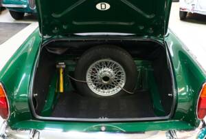 Image 25/29 of Sunbeam Alpine Mk V (1967)